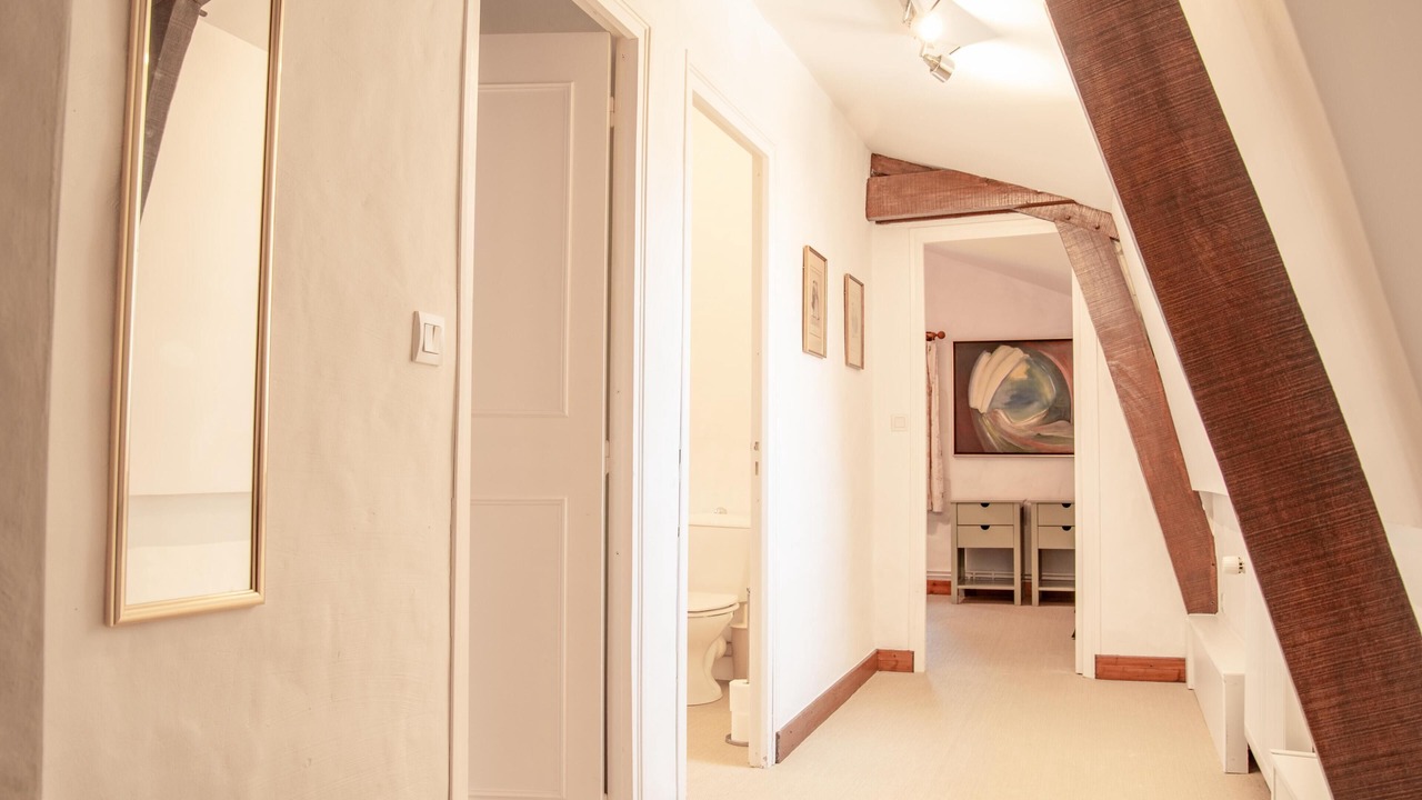 Photo of Others in Issac