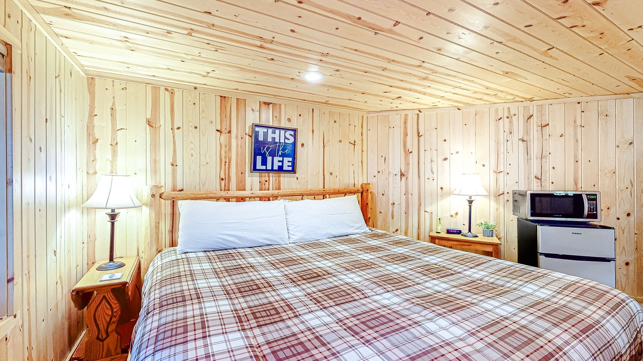 Photo of Bedroom in Joseph