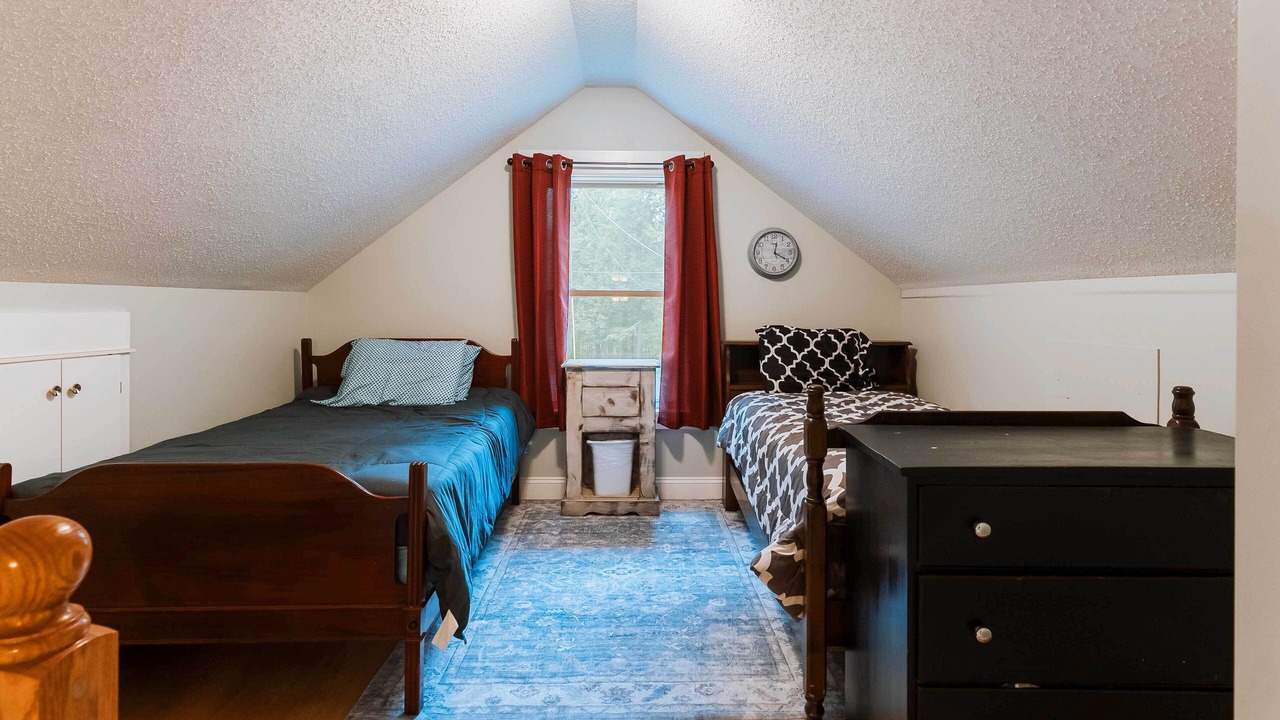 Photo of Others in Bowerbank