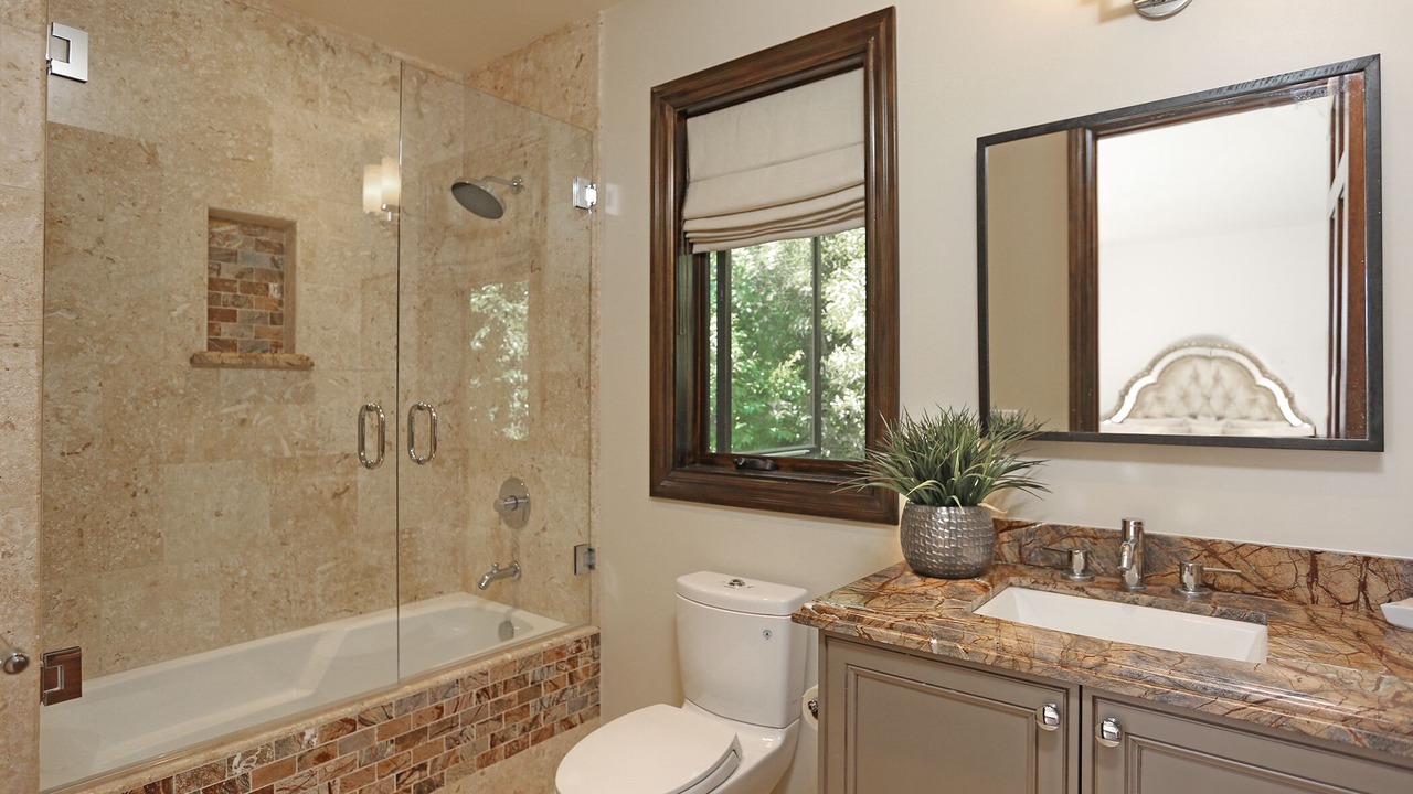 Photo of Bathroom in Beverly Glen