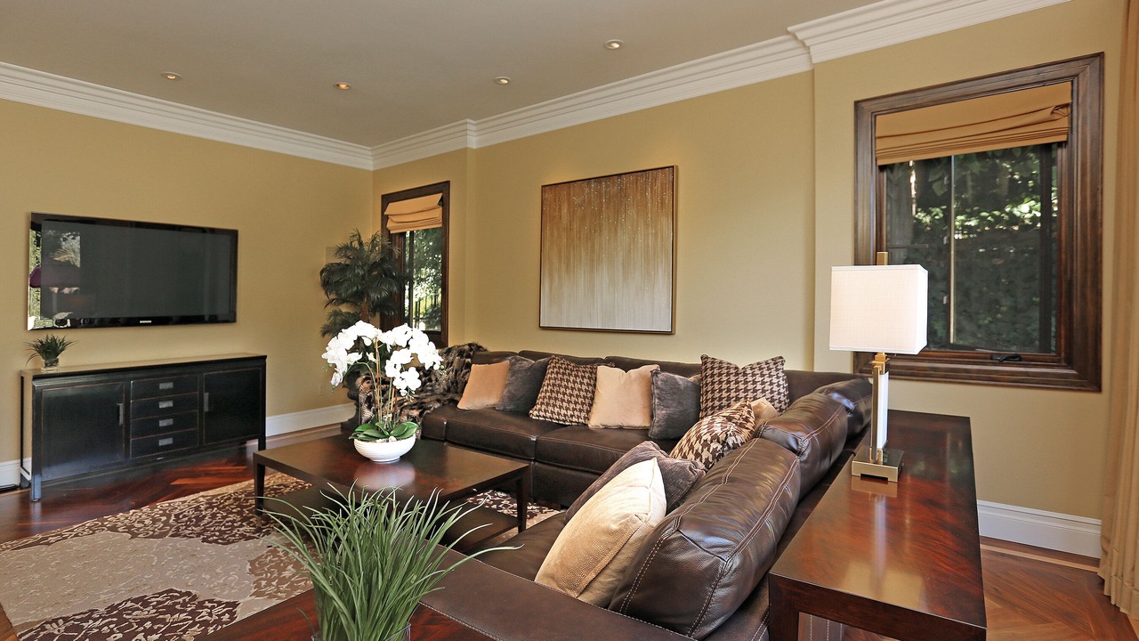 Photo of Livingroom in Beverly Glen