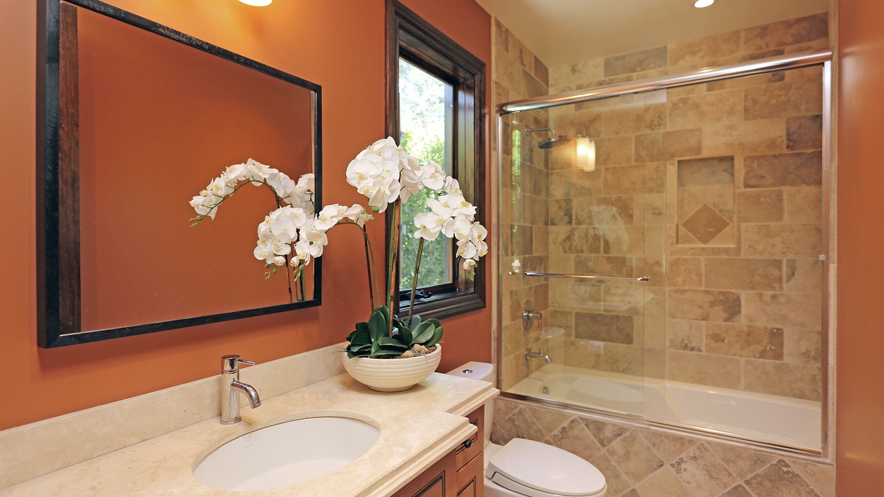 Photo of Bathroom in Beverly Glen