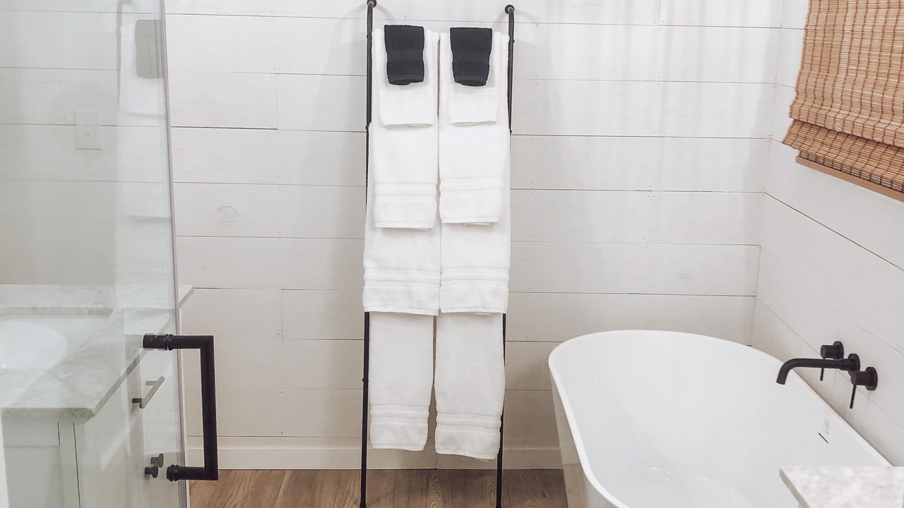 Photo of Bathroom in Sulphur