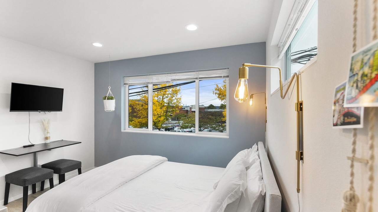 Photo of Bedroom in Whittier Heights