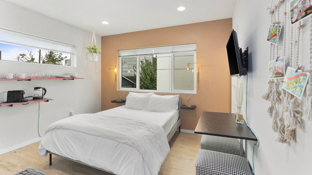 Photo of Bedroom in Whittier Heights