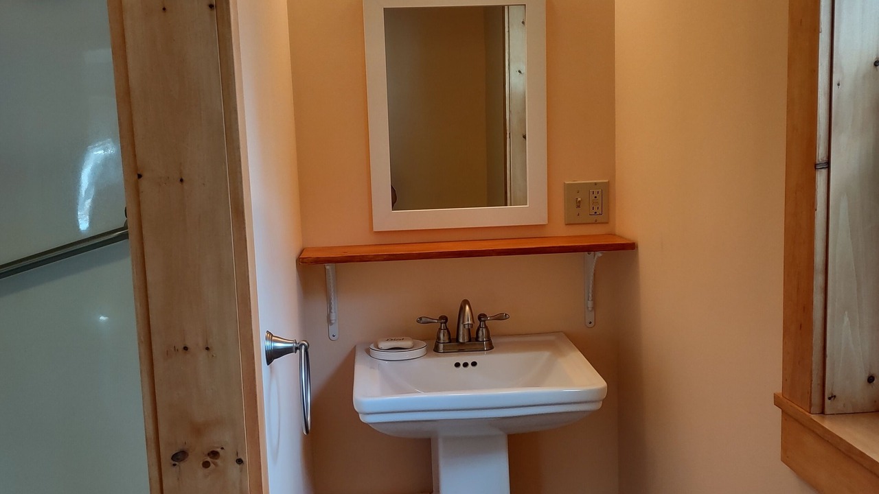 Photo of Bathroom in Caribou