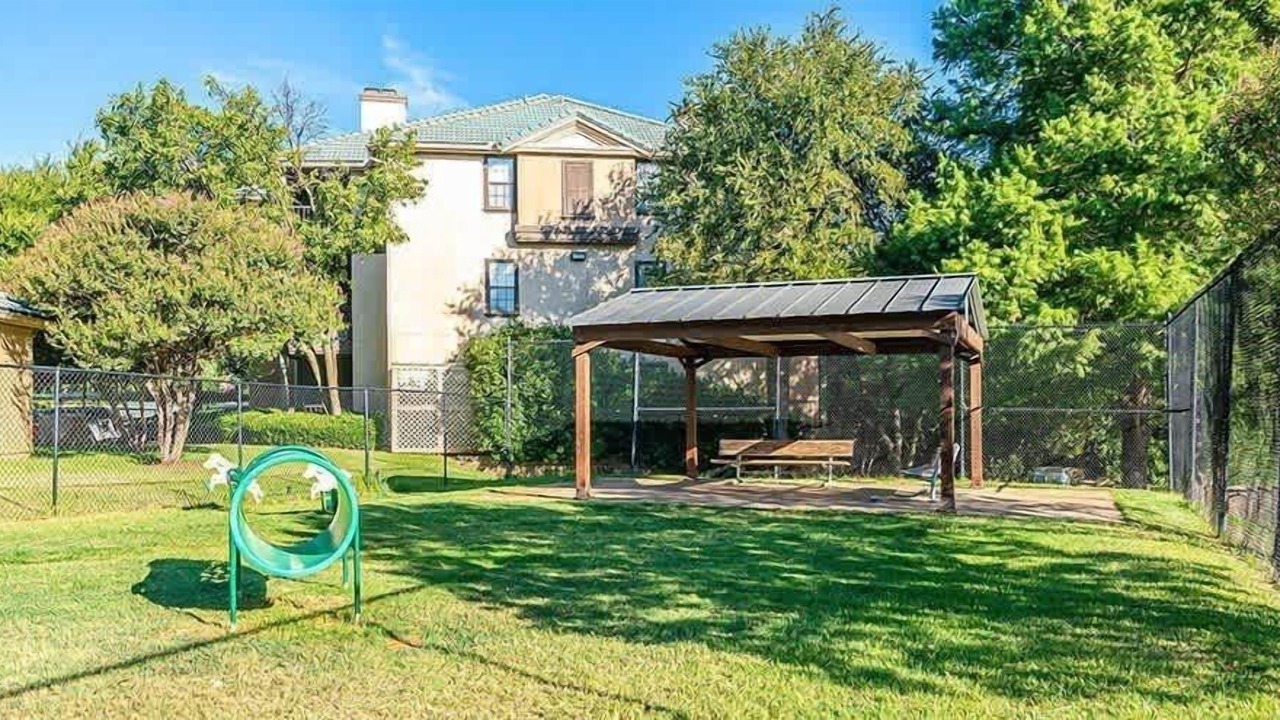 Photo of Outdoor in North Arlington