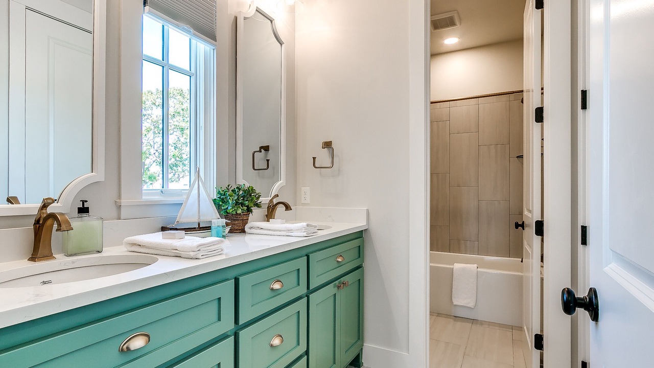 Photo of Bathroom in Eufaula