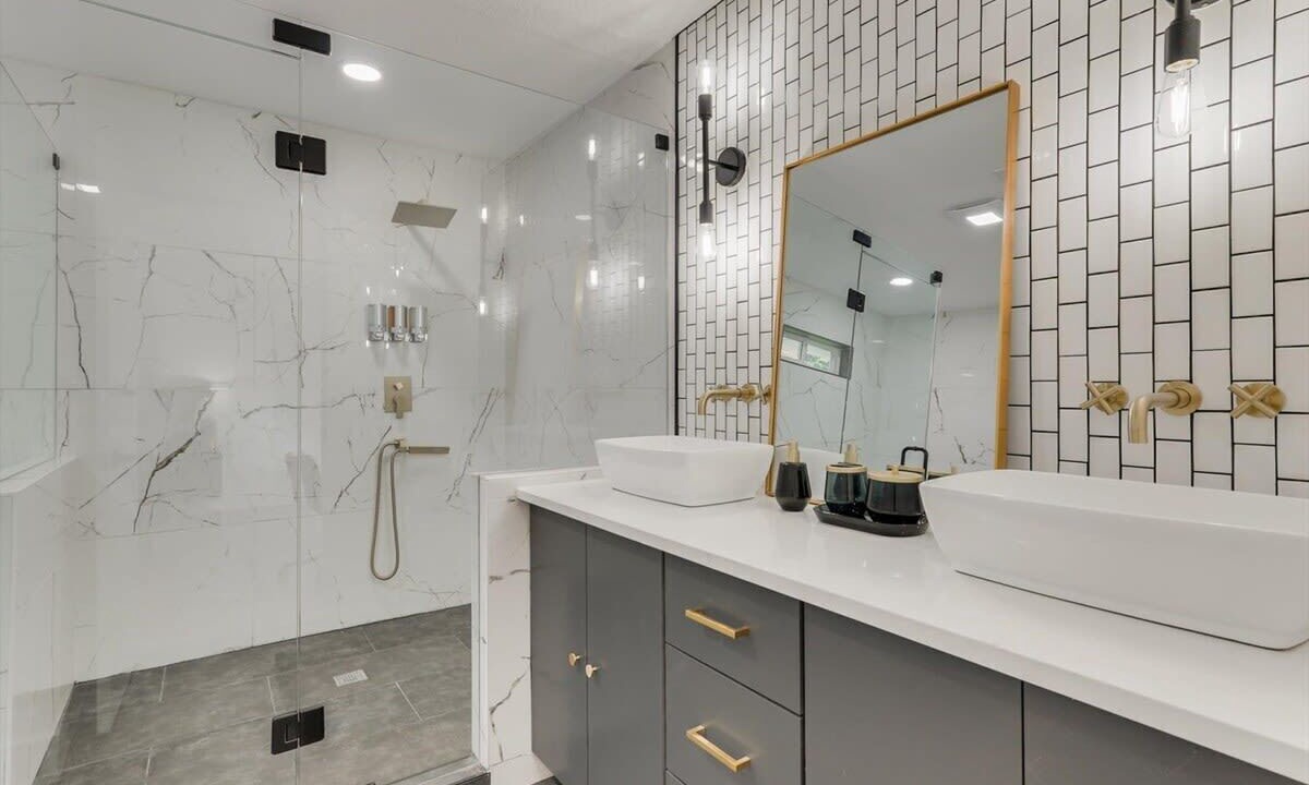 Photo of Bathroom in Far North Dallas