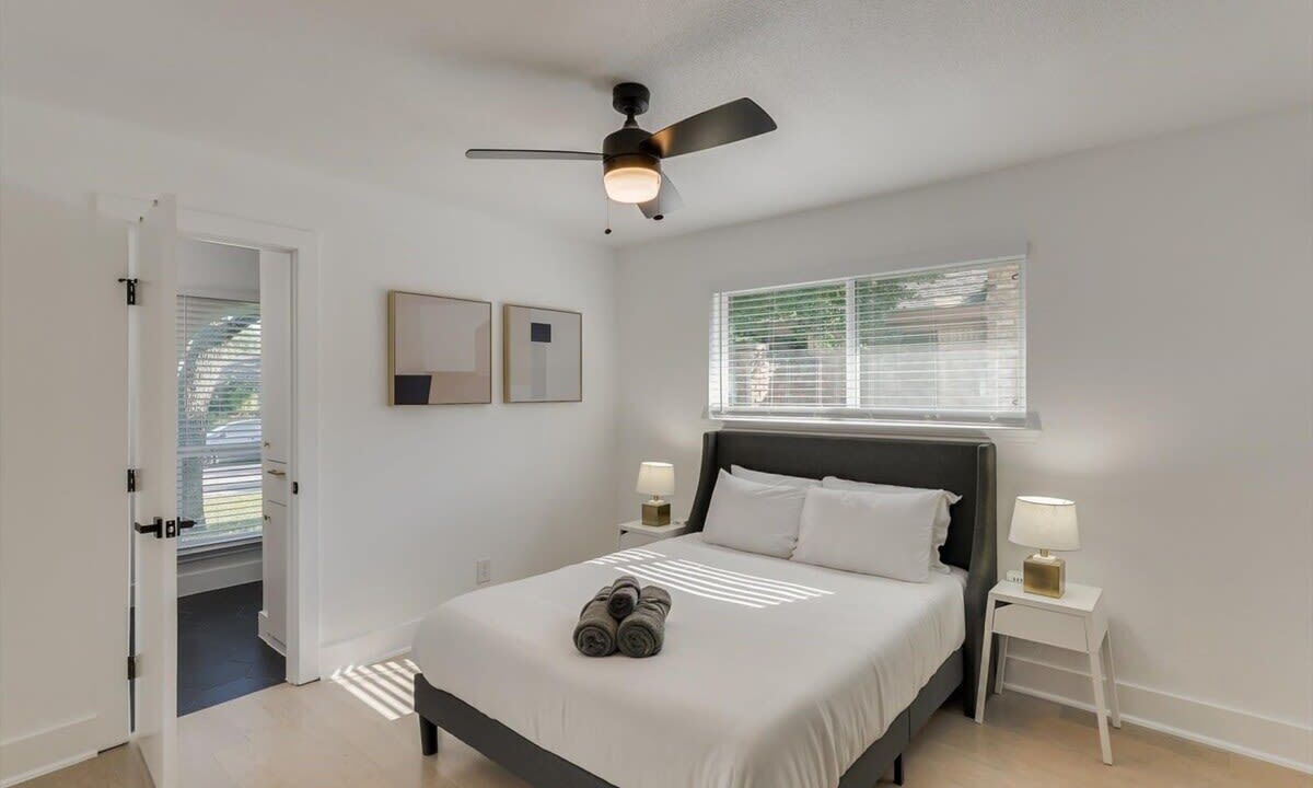 Photo of Bedroom in Far North Dallas