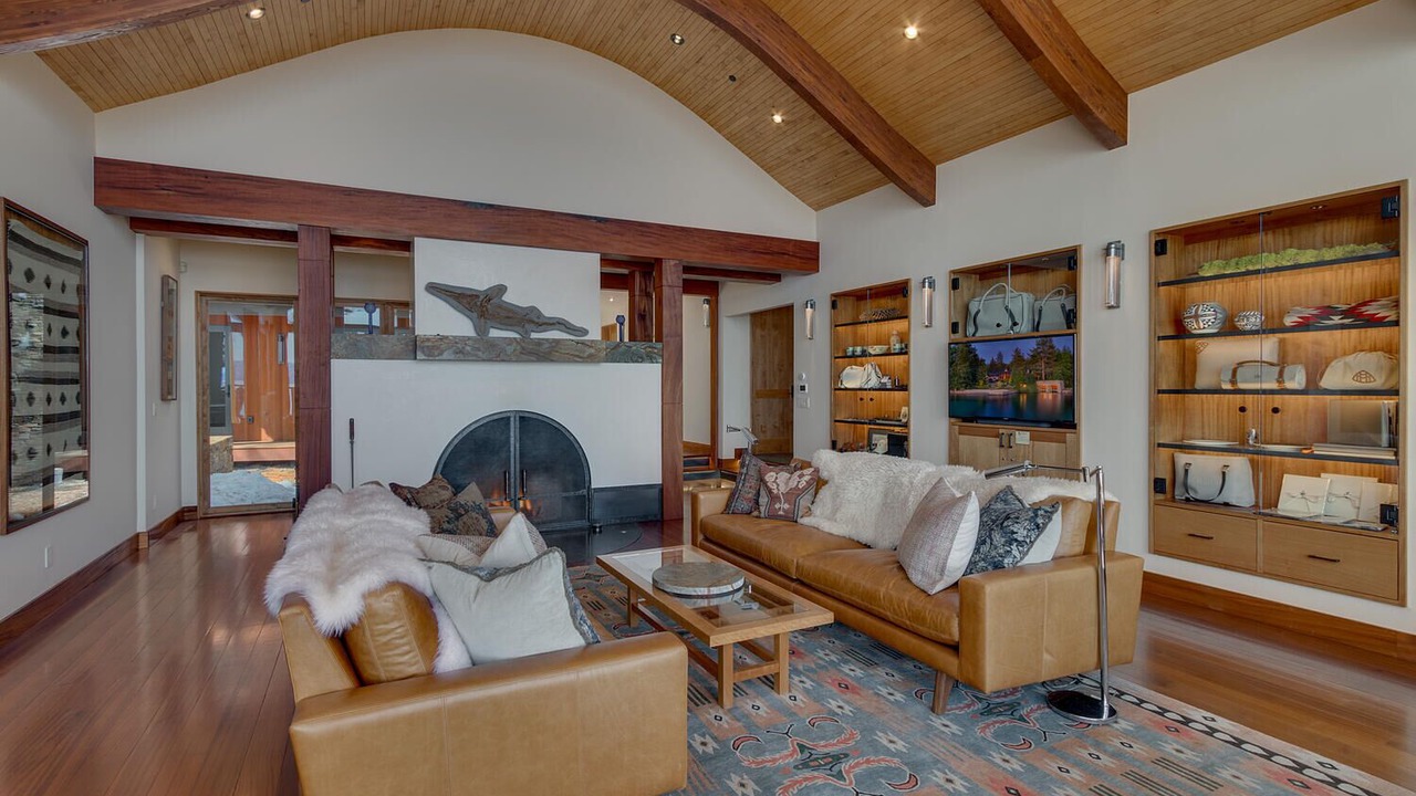 Photo of Livingroom in Tahoe Sierra Estates