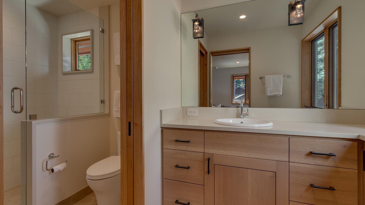 Photo of Bathroom in Tahoe Sierra Estates