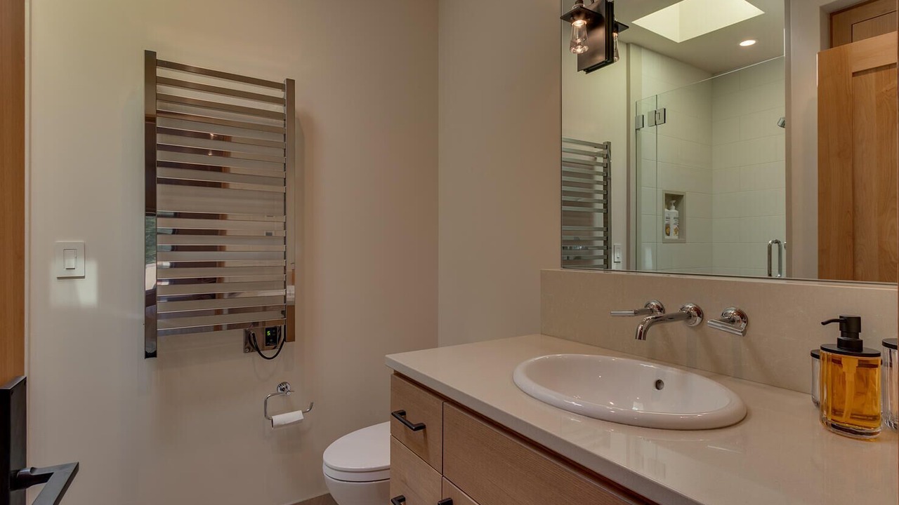 Photo of Bathroom in Tahoe Sierra Estates