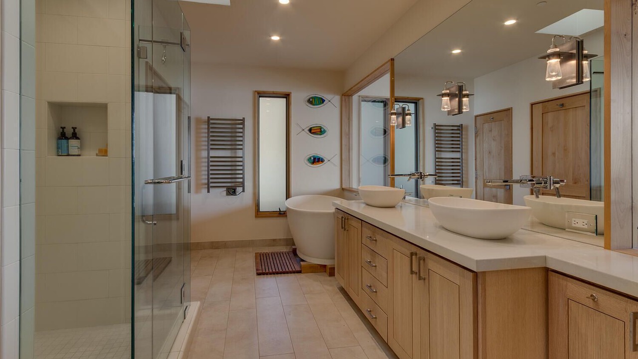 Photo of Bathroom in Tahoe Sierra Estates