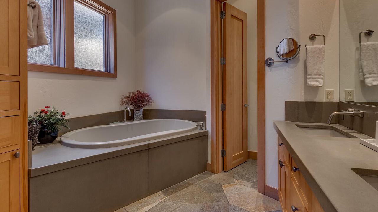 Photo of Bathroom in Kings Beach