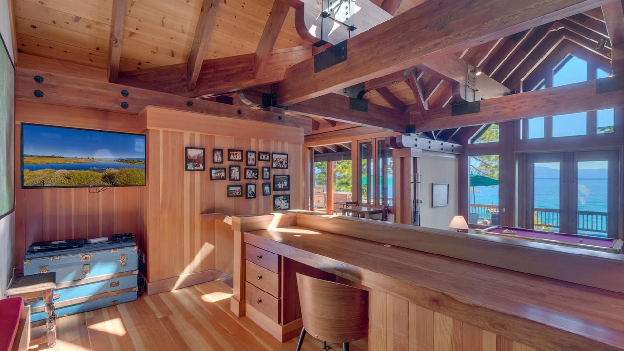 Photo of Bedroom in Tahoe Woods
