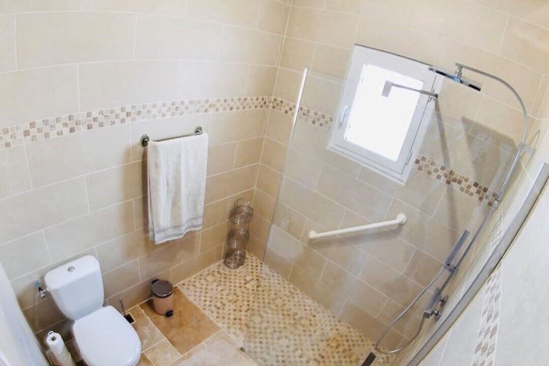 Photo of Bathroom in Bas-Vernet