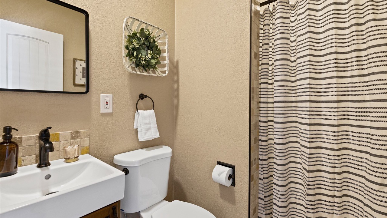 Photo of Bathroom in Encanto