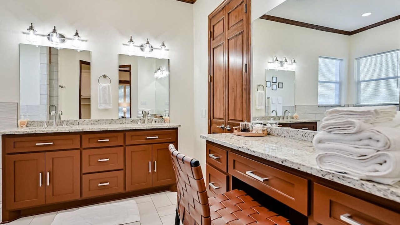 Photo of Bathroom in Cedar Hill