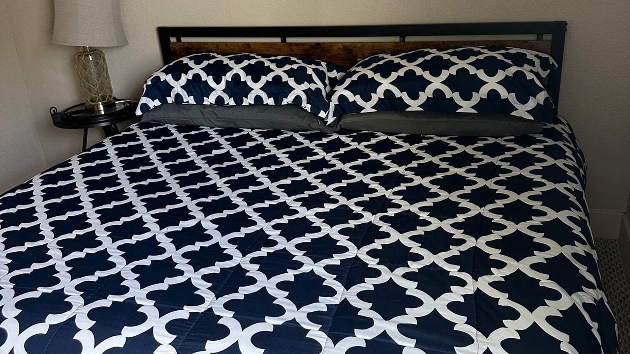 Photo of Bedroom in Plaza Westport