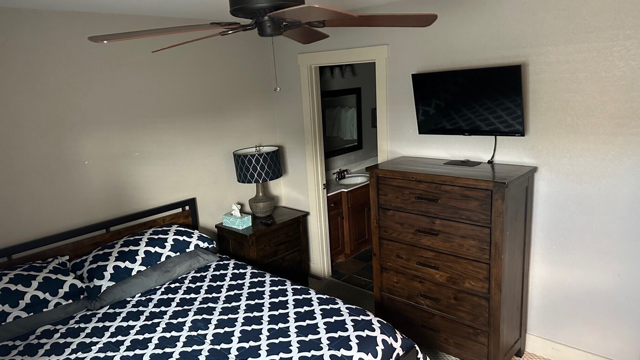 Photo of Bedroom in Plaza Westport