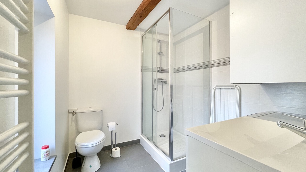 Photo of Bathroom in Grenoble City Centre