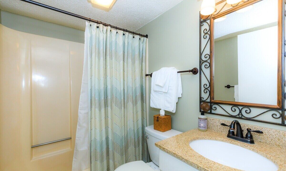 Photo of Bathroom in Village of Four Seasons