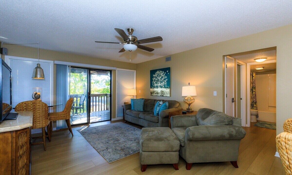 Photo of Livingroom in Village of Four Seasons