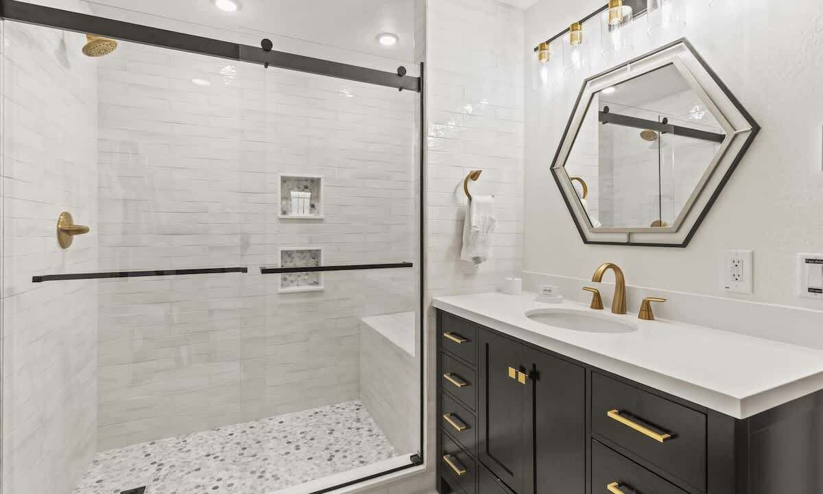 Photo of Bathroom in Moose Wilson Road