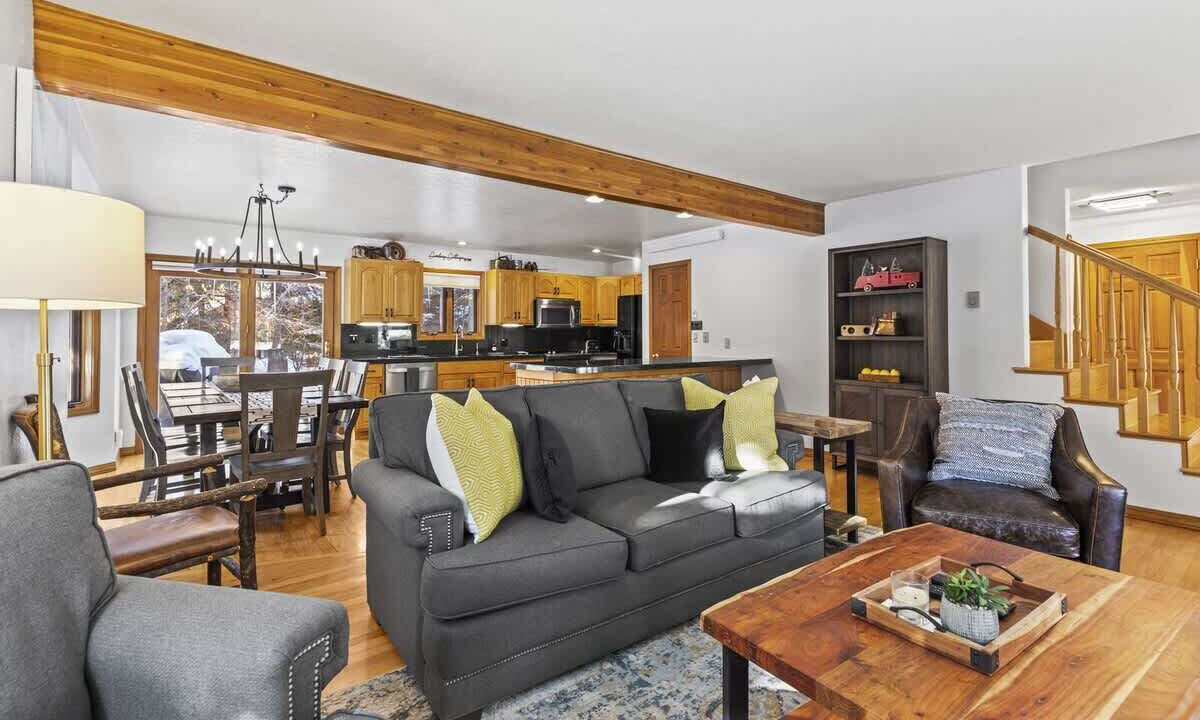 Photo of Livingroom in Moose Wilson Road