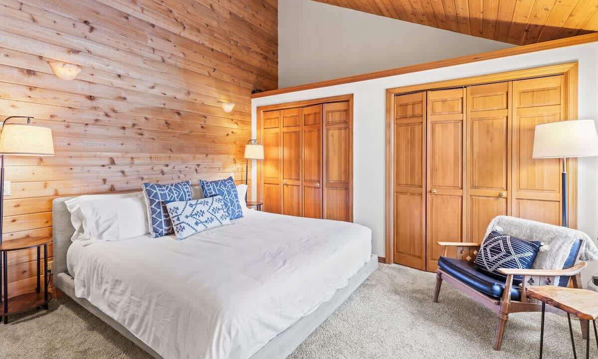 Photo of Bedroom in Moose Wilson Road