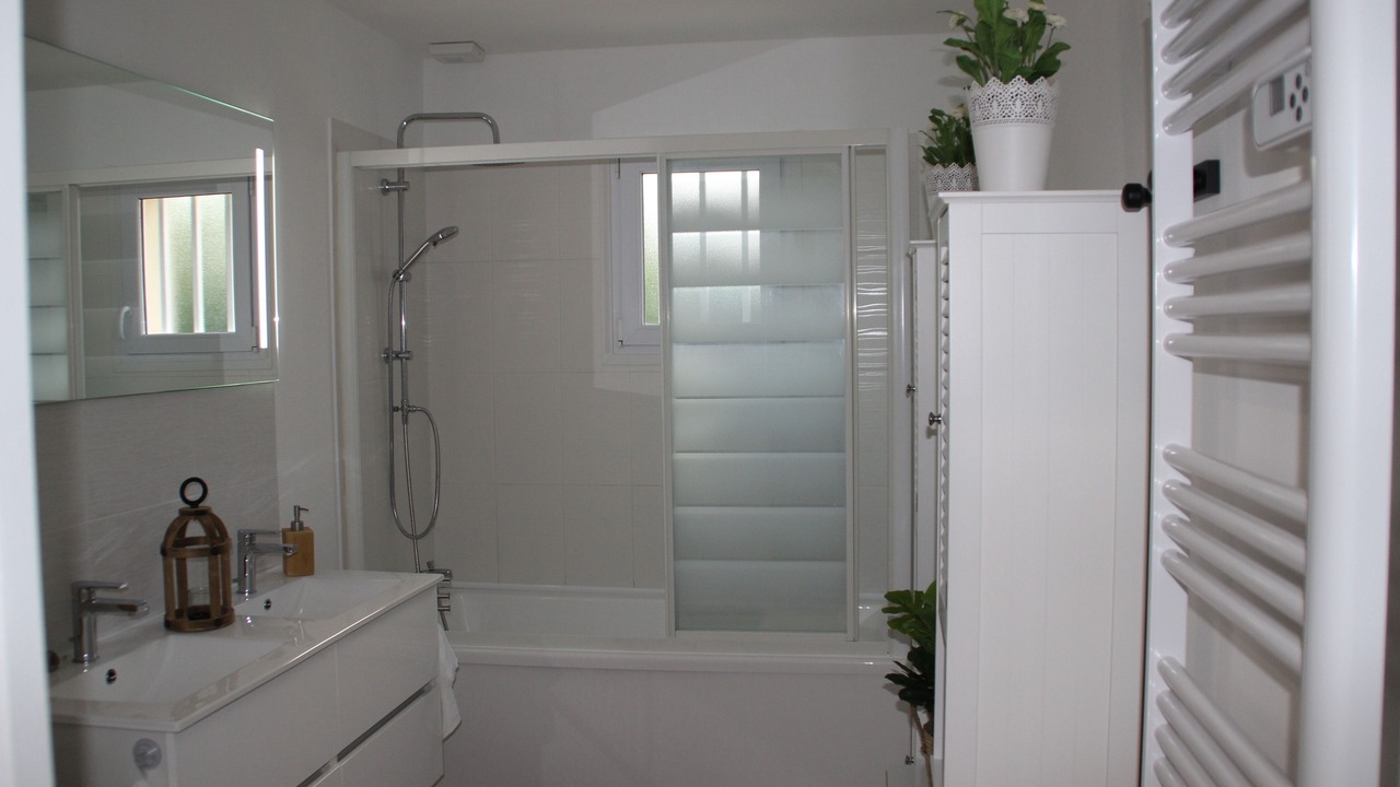 Photo of Bathroom in Le Tilleul