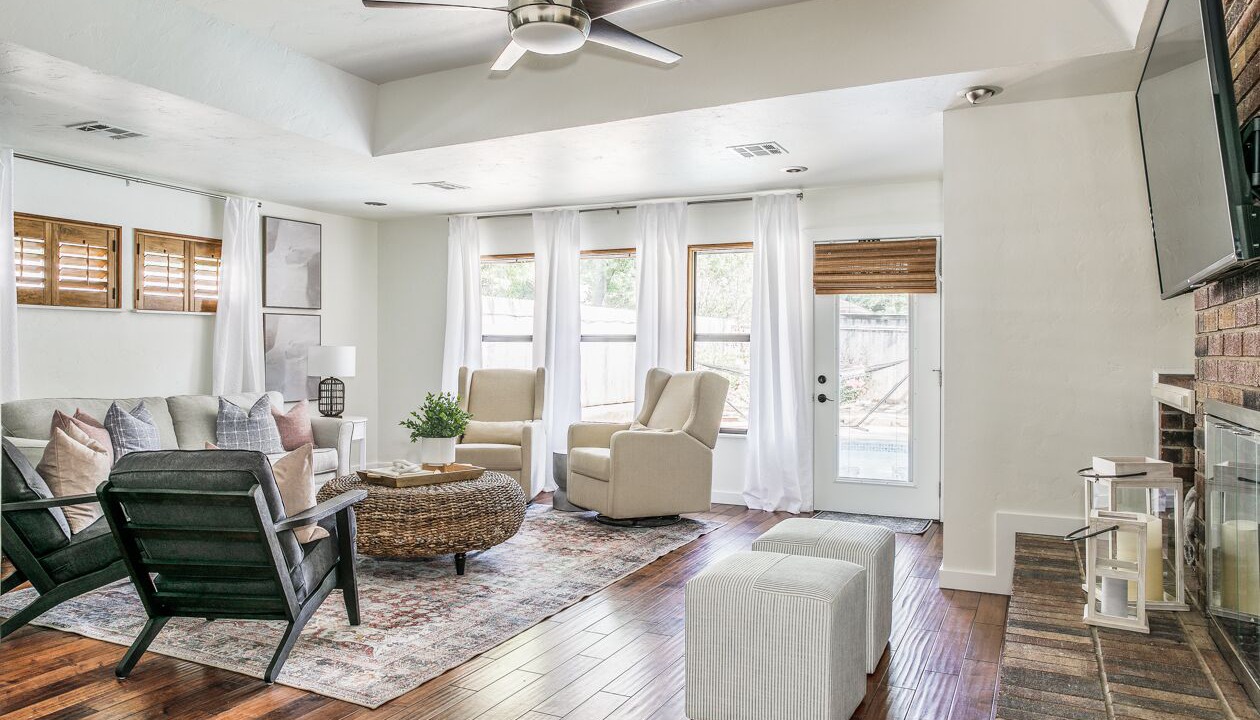 Photo of Livingroom in Central Oklahoma City
