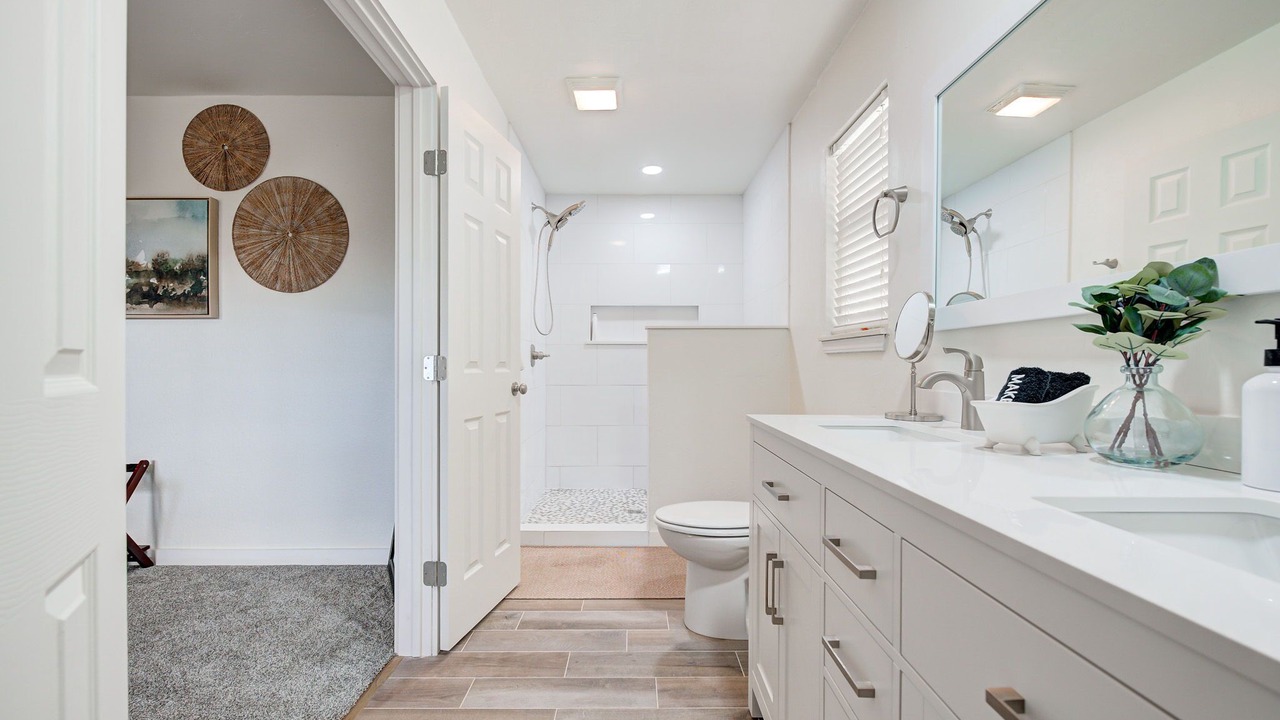 Photo of Bathroom in Central Oklahoma City