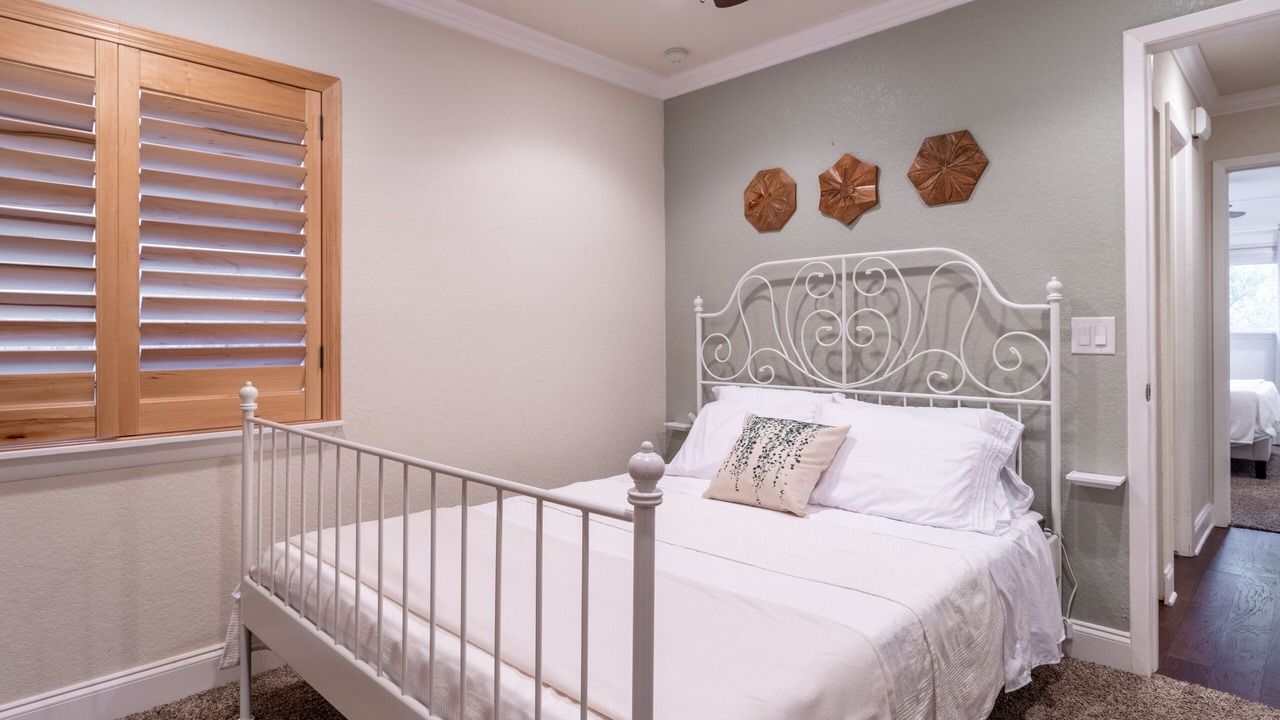 Photo of Bedroom in Hill Country