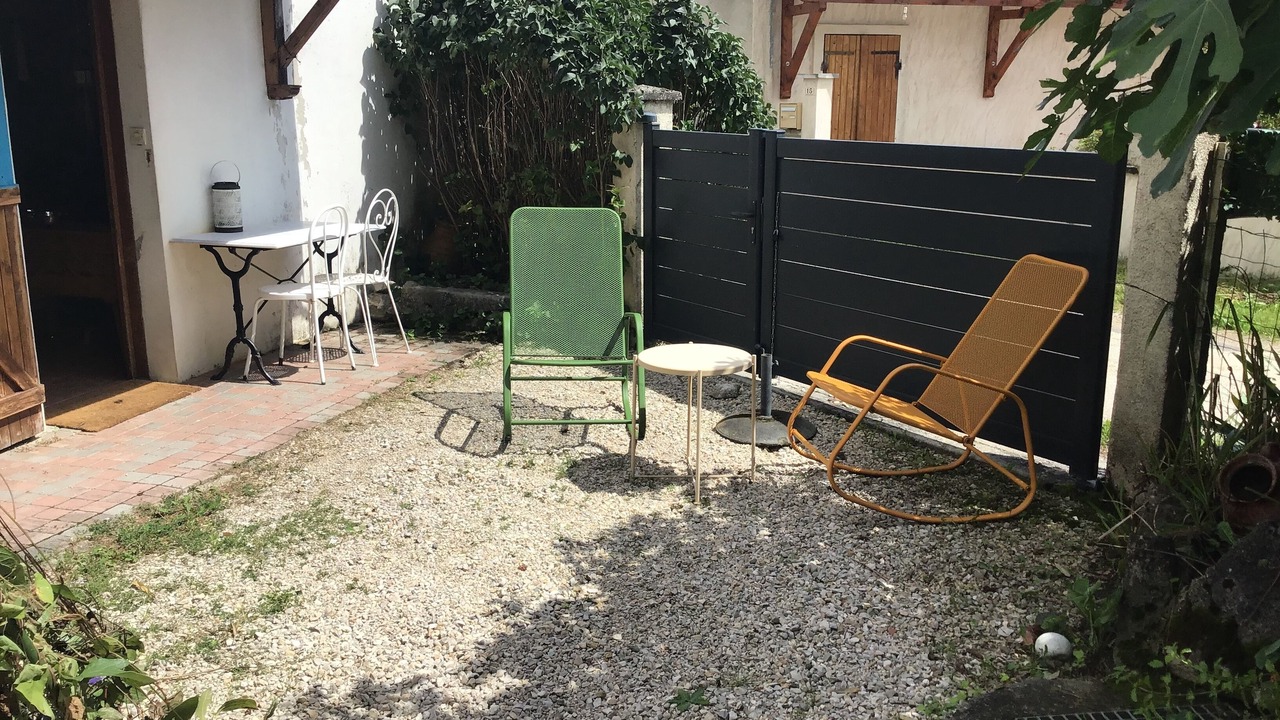 Photo of Patio Balcony in Druillat