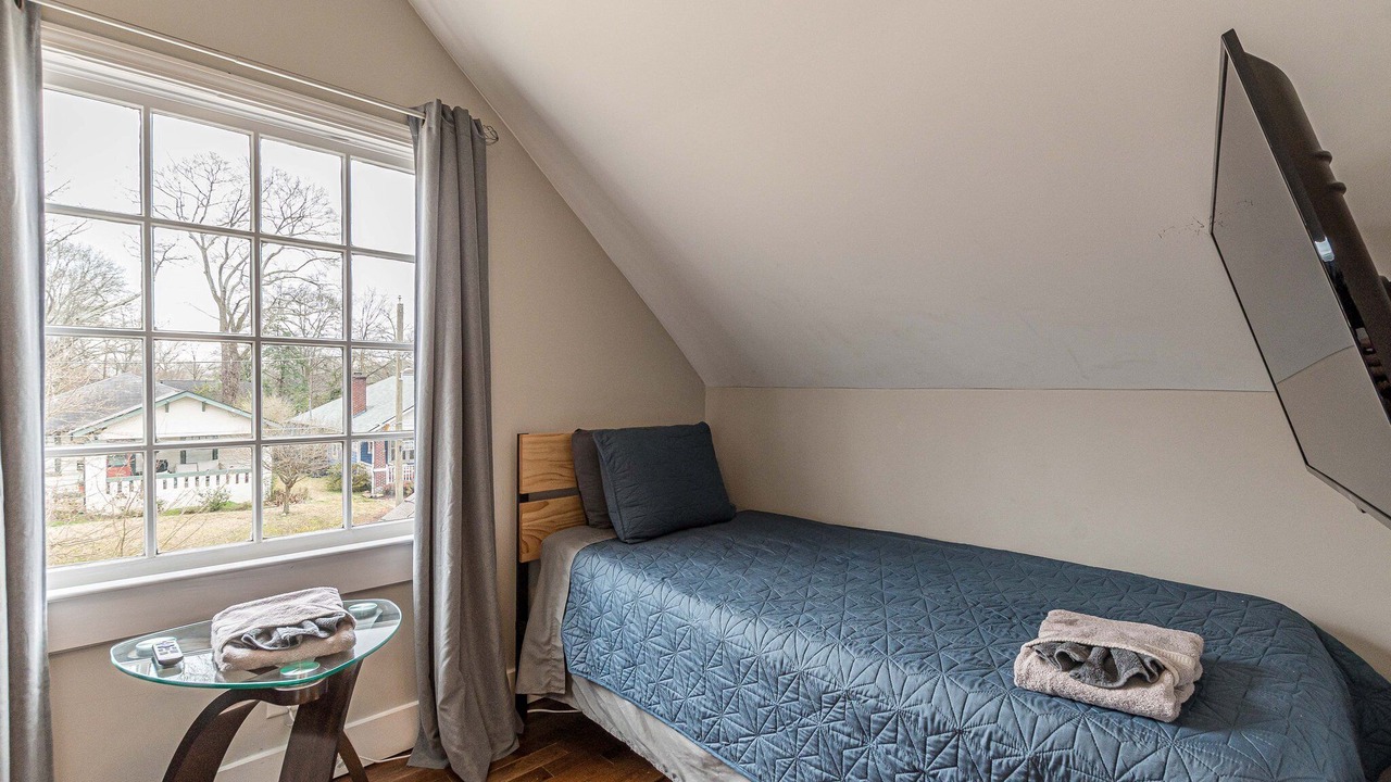 Photo of Others in West End