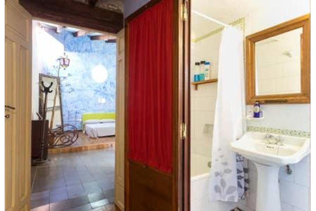 Photo of Bedroom in Alicante City Centre