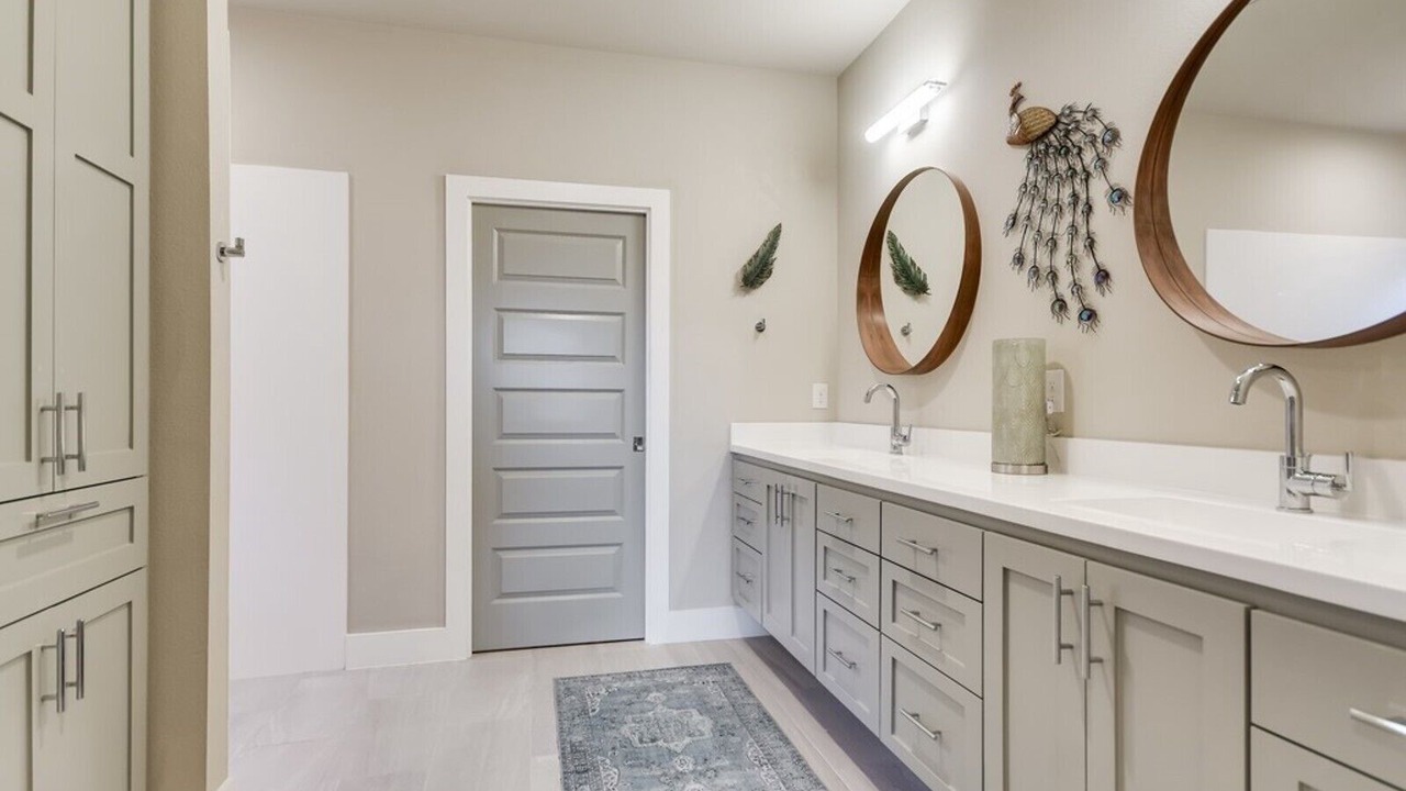 Photo of Bathroom in Lago Vista
