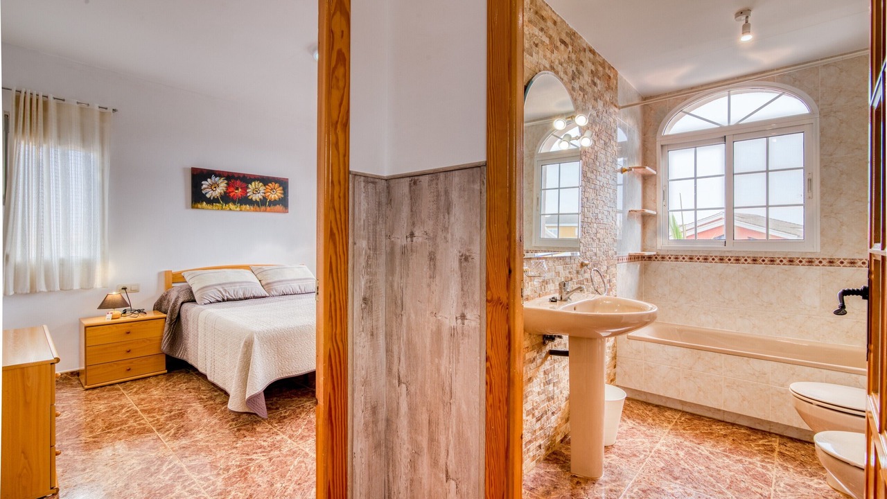 Photo of Bathroom in Benifayo