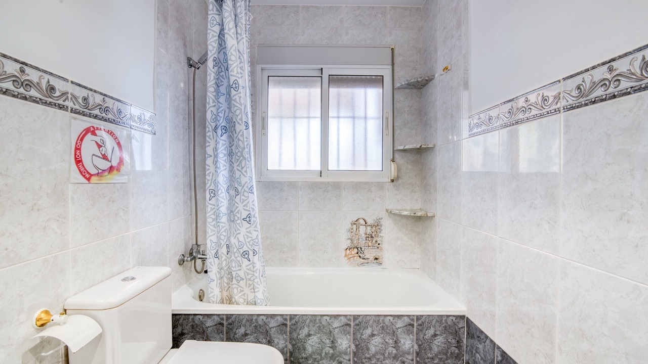 Photo of Bathroom in Benifayo