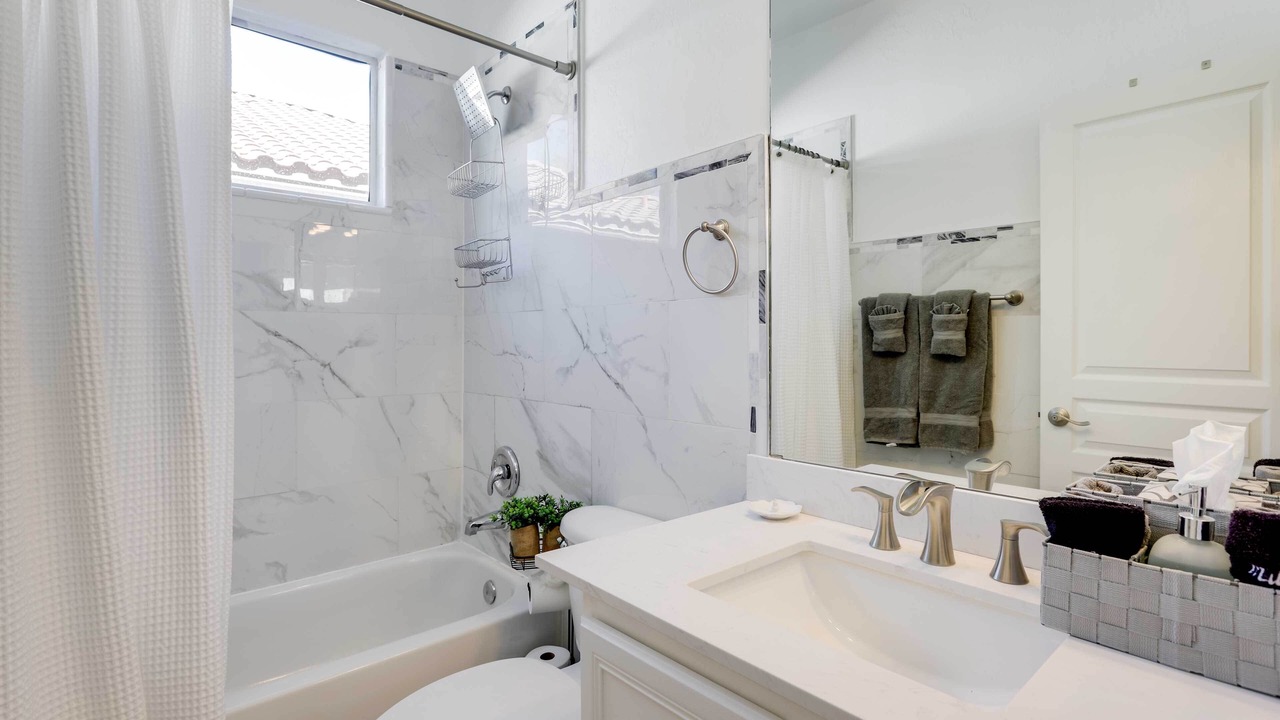 Photo of Bathroom in Cottonflower