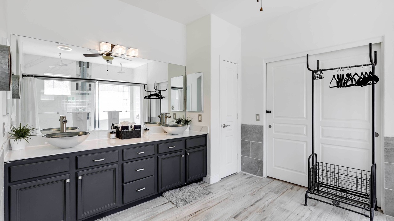 Photo of Bathroom in Cottonflower