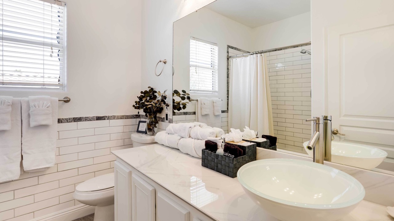 Photo of Bathroom in Cottonflower