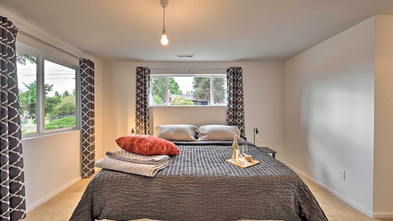 Photo of Others in Highline