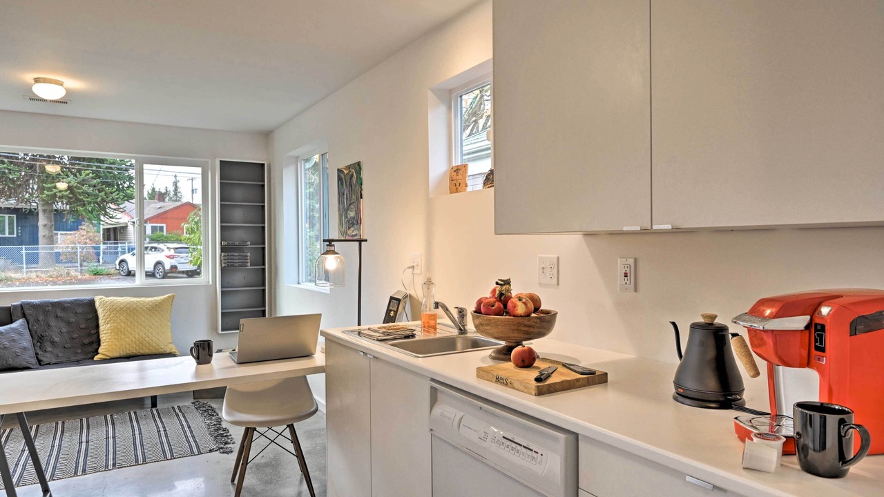 Photo of Others in Highline