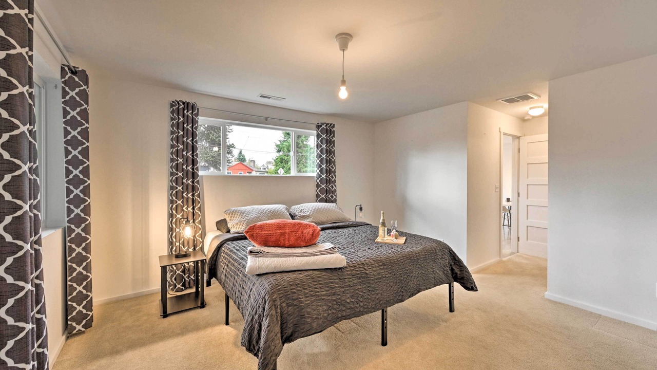 Photo of Others in Highline