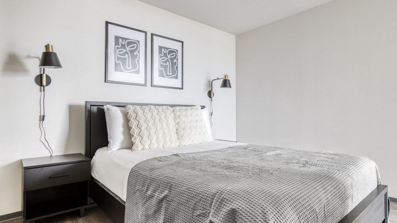 Photo of Bedroom in Logan Square
