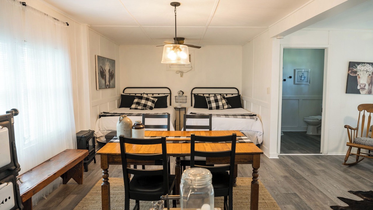 Photo of Bedroom in Round Top