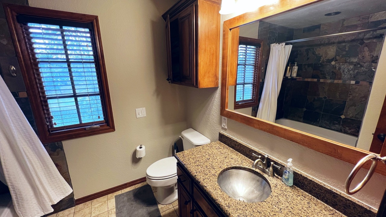 Photo of Bathroom in Sulphur